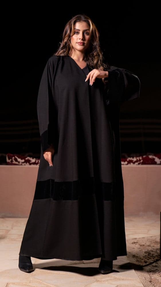 عبايات شتوية بشت مزينه بقطيف