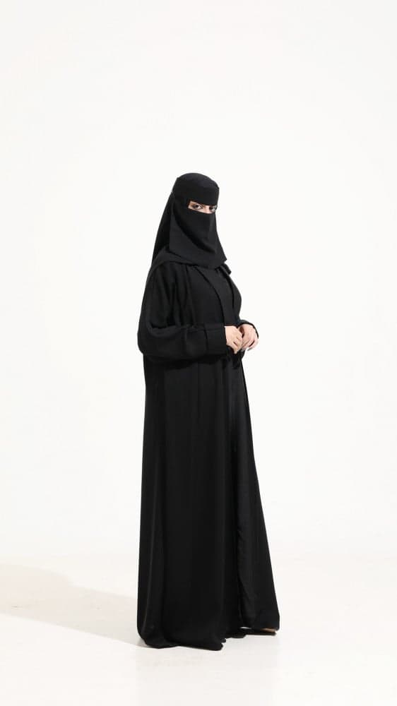 عباية بفستان متصل