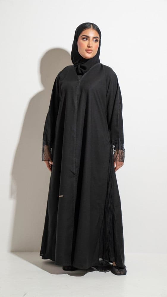 عباية كلوش باكمام دانتيل