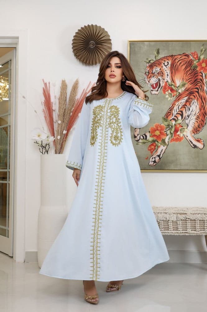 جلابية سماوي بتطريز ذهبي