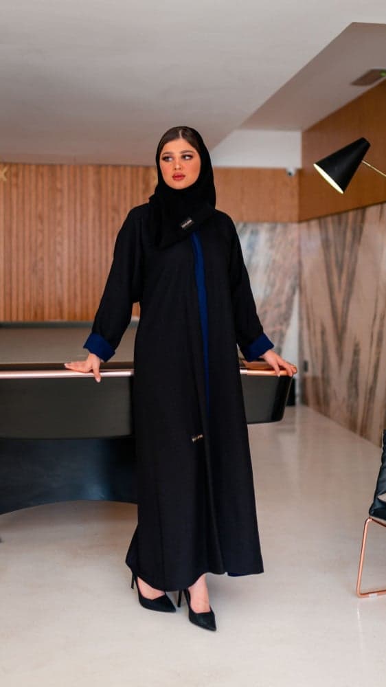 عباية وجهين باللون الاسود والكحلي