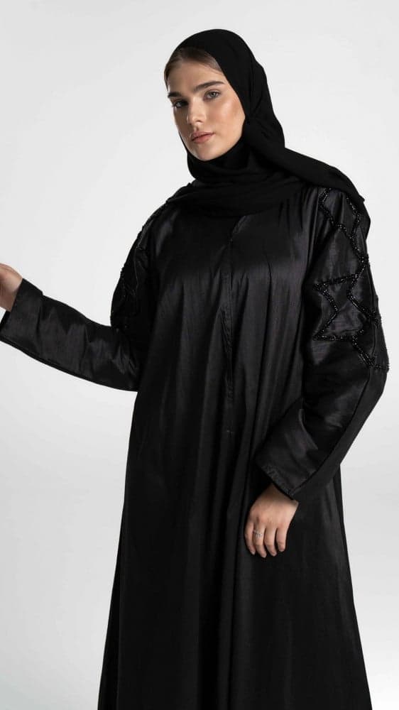 عباية بشك على الاكتاف