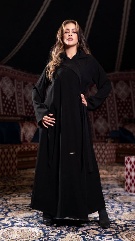 عباية رسمية لف بربطه جانبية