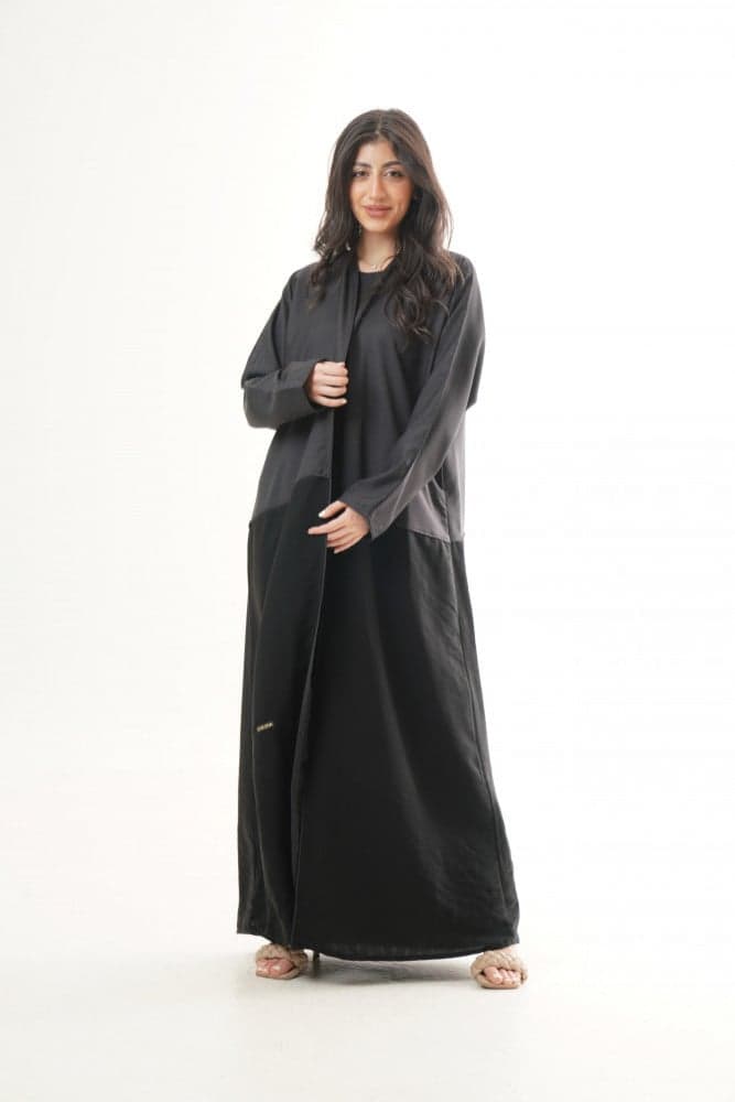 عباية خامتين مختلفة