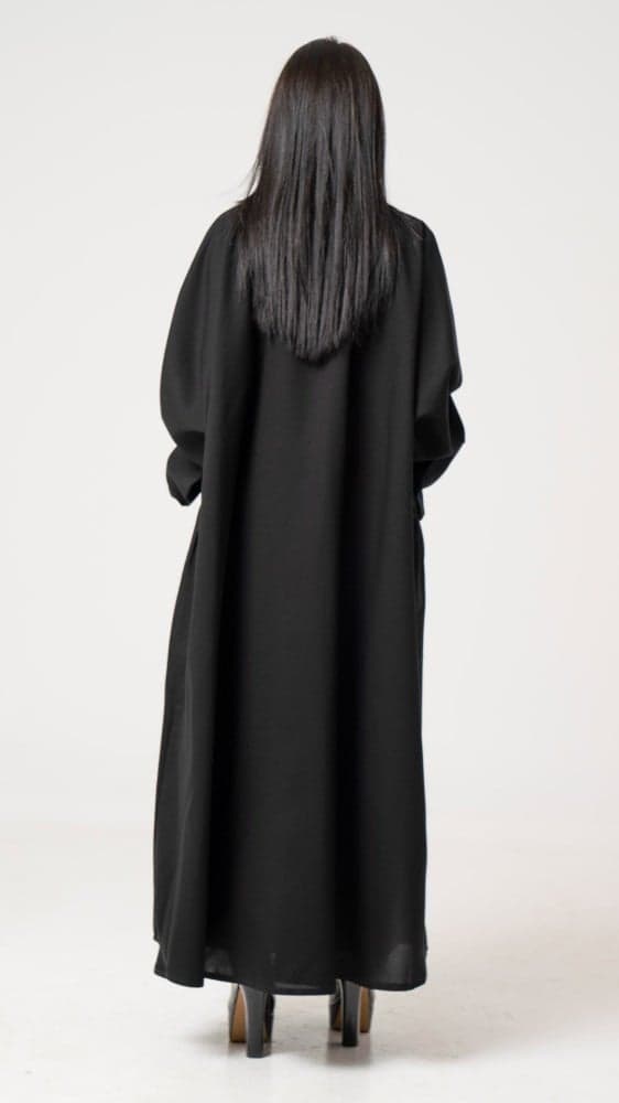 عباية فضفاضه بجيوب أماميه