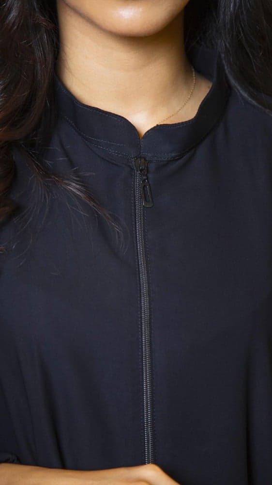 عباية بسحاب وباكمام مطاط