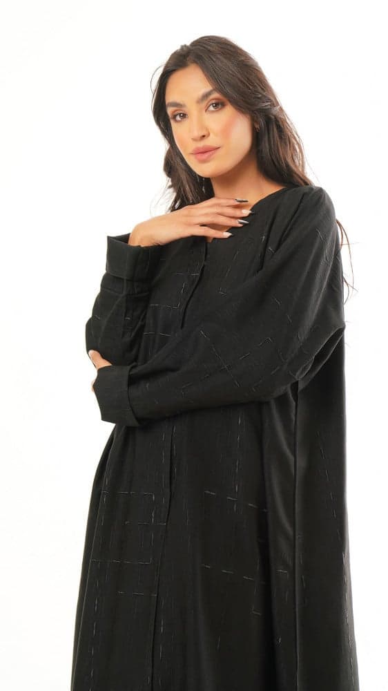 عباية بخطوط مربعات من نفس الخامة