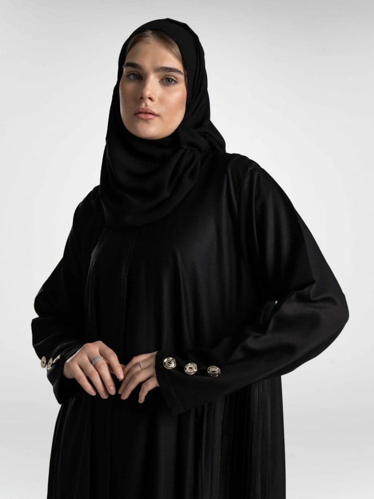 عباية سوداء بقصة جانبية