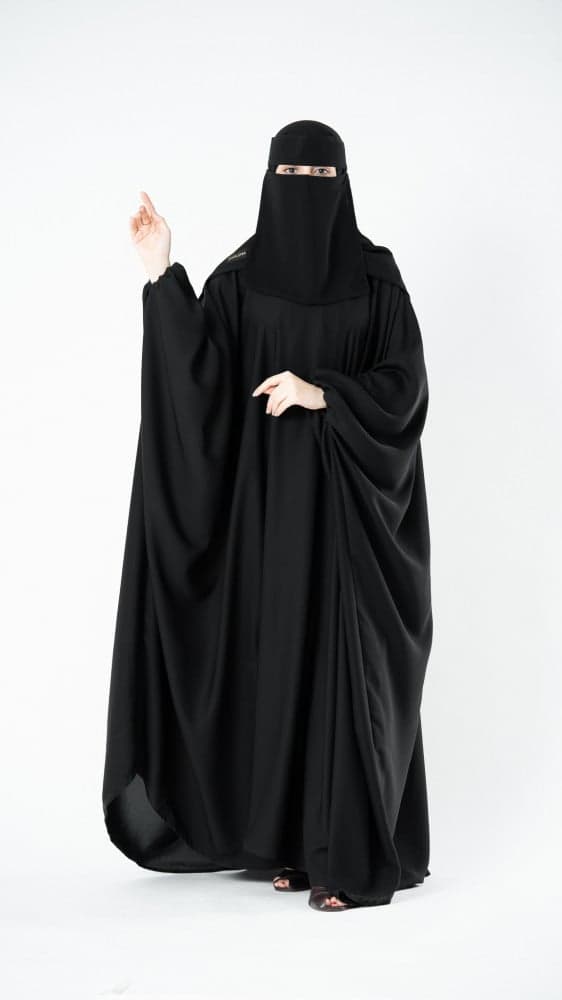 عباية بشت كم مزموم