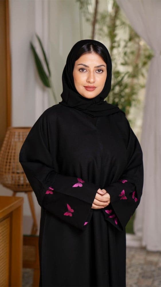 عباية باكمام متنوعه فراشات ألوان