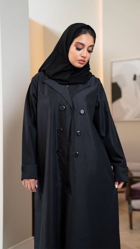 عباية بياقة رسمية وأزره