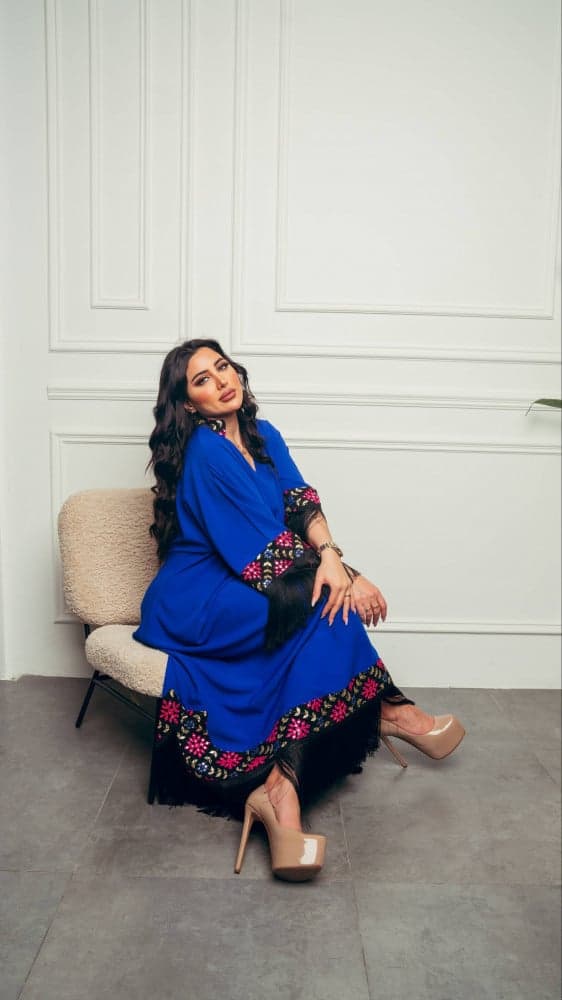 جلابية ازرق بهدب فخمة