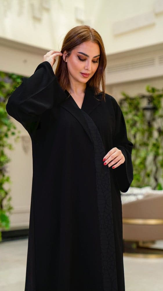 عباية بياقه رسميه مفتوحة