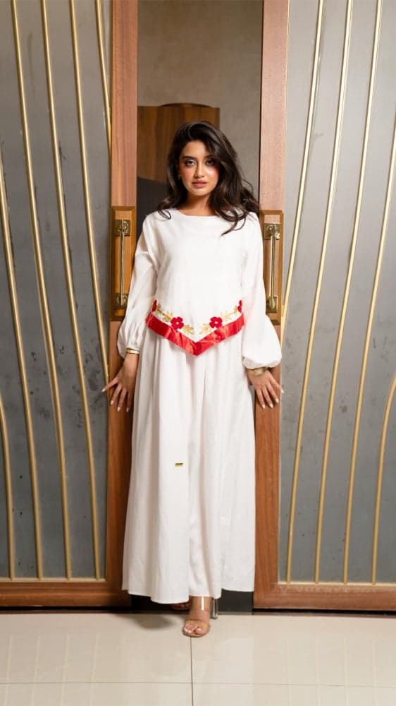 جلابية رمضان ابيض بتطريز احمر