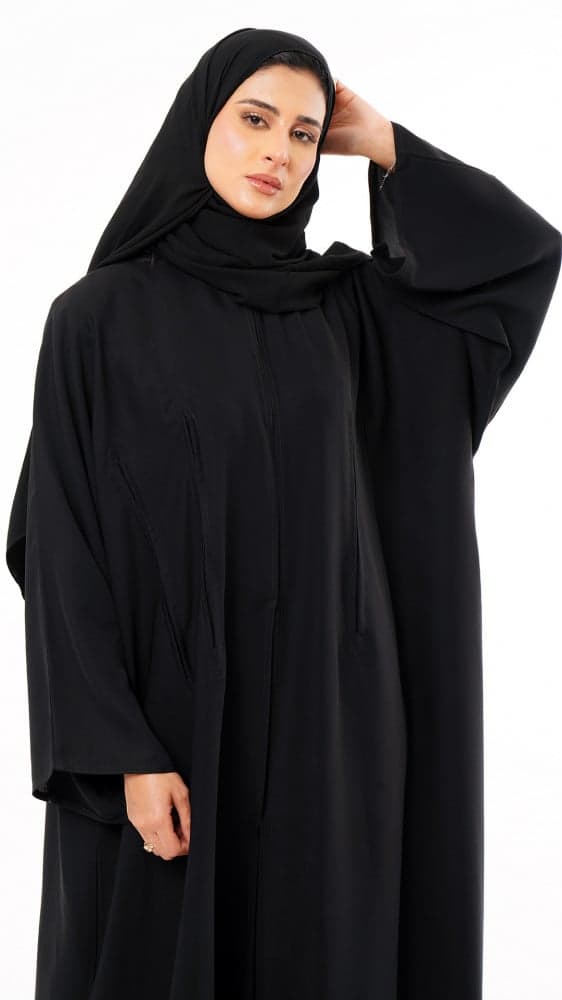 عباية بياقه ناعمة وصفطات طوليه اماميه