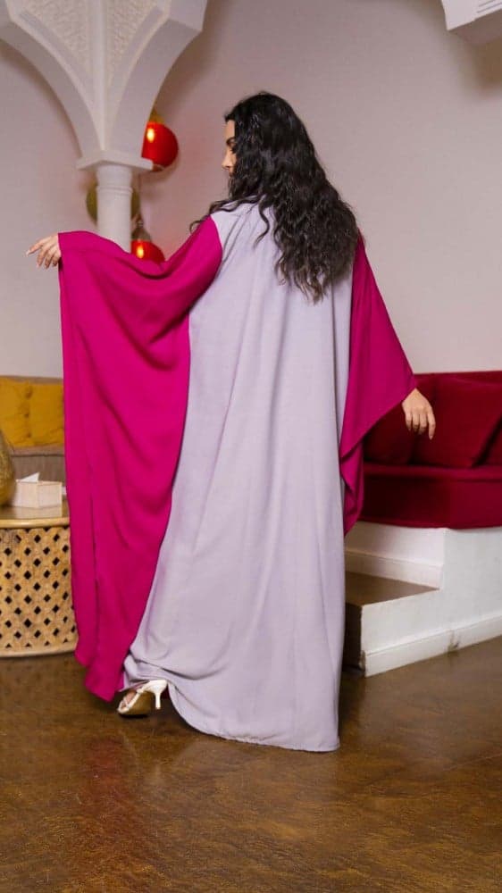 جلابية بلون وردي غامق