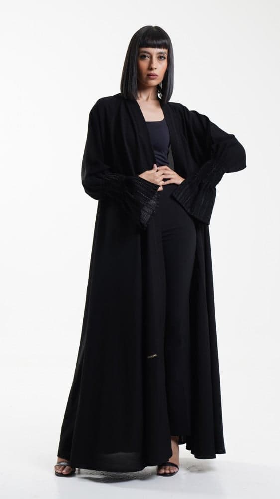 عباية مفتوحة باكمام كلوش مطاط