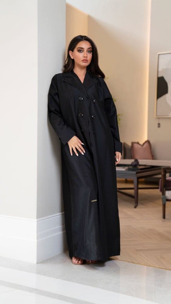 عباية بياقة رسمية وأزره