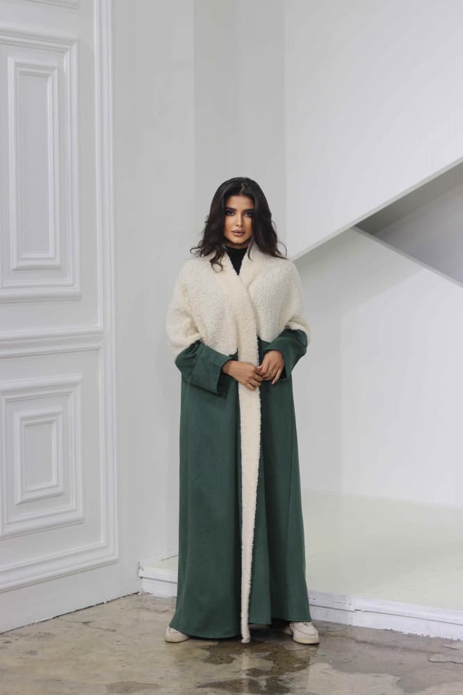 جاكيت بخامتين زيتي وبيج