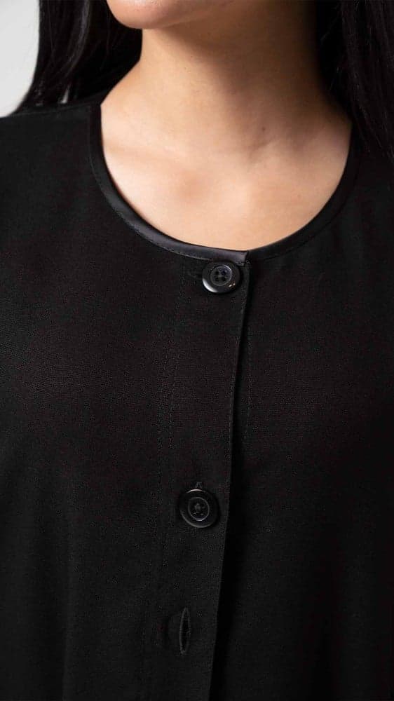 عباية بأزرة أسود