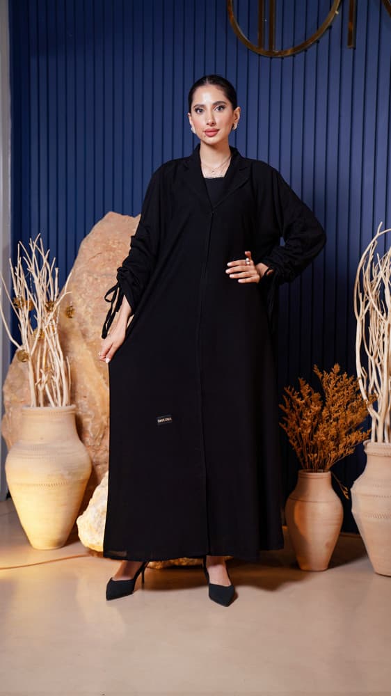 عباية بشريط سحب على الاكمام