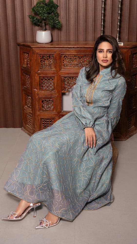 جلابية  تفاحي بتطريز ذهبي