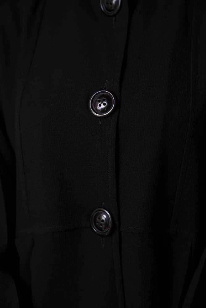 عباية شتوية بأزرار