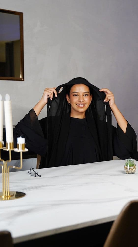 طرحة ربط ثابتة بمدخل نظارات