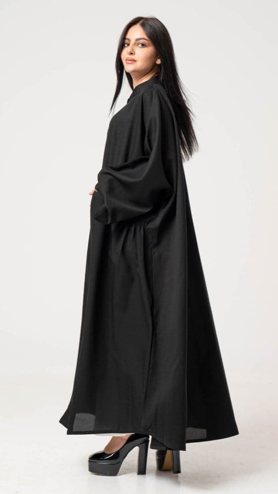 عباية فضفاضه بجيوب أماميه