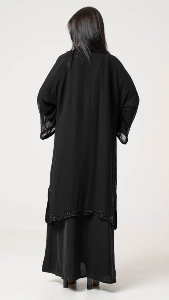 عباية طبقتين مزينه بشك