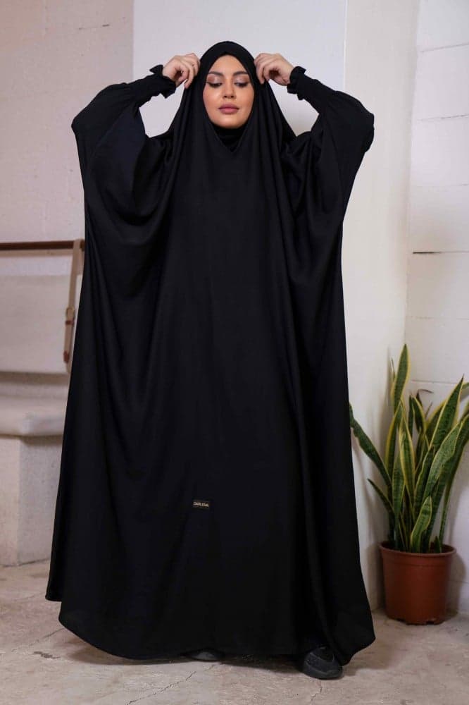 عباية راس معصم زم بربطة راس ثابتة