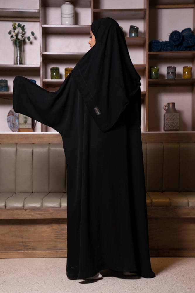 عبايه كريب ملكي انترنت فضفاضه بجيوب