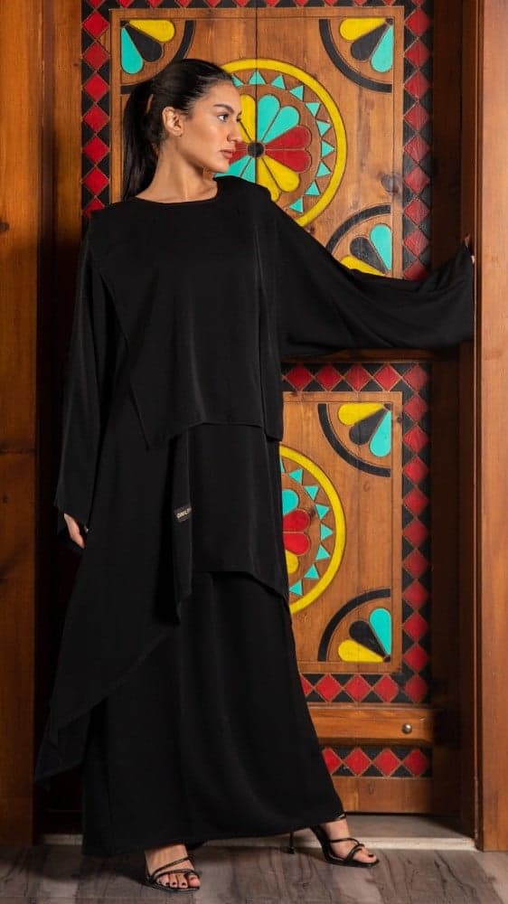 عبايه مع تنورة