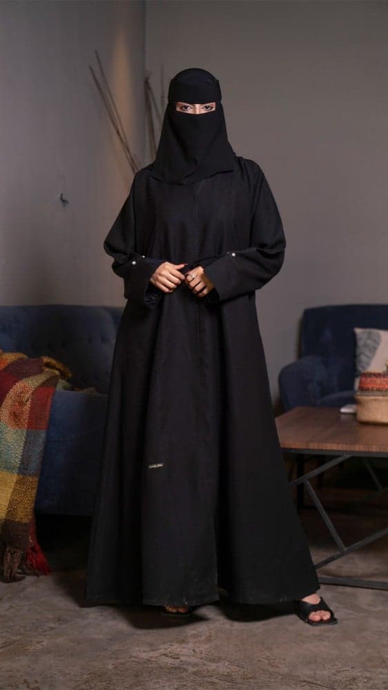 عباية بجيوب بأكسسوار اكمام
