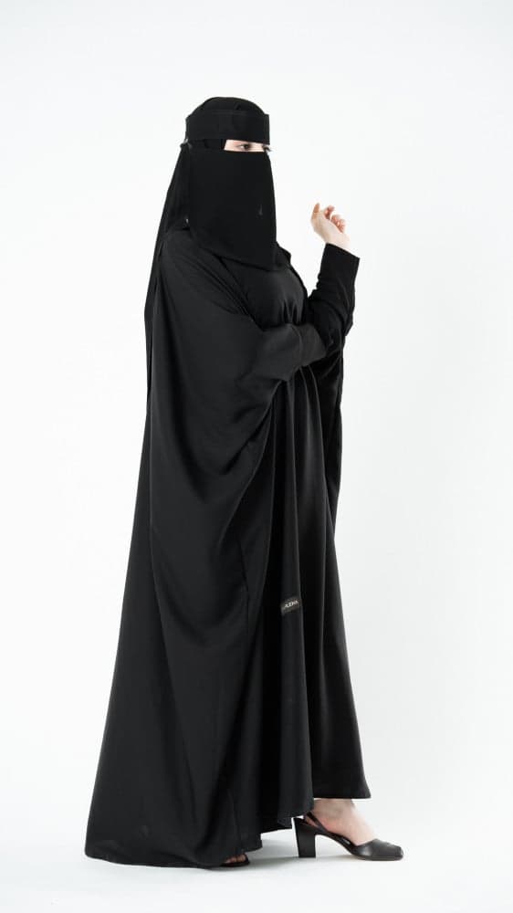 عباية بشت ب كم معصم