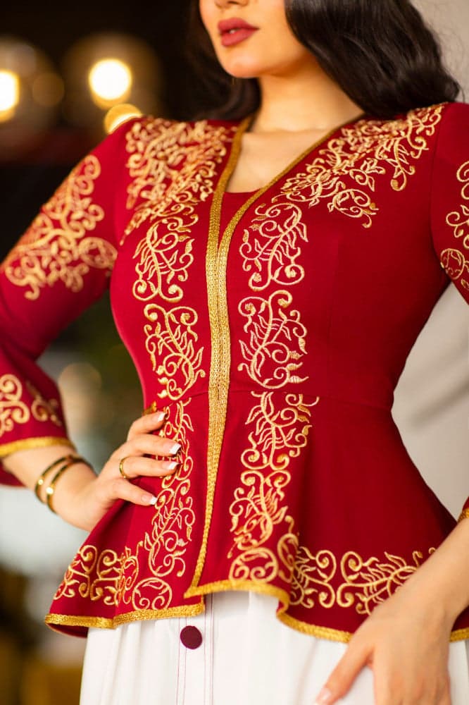 كراكو جزائري جاكيت و تنورة