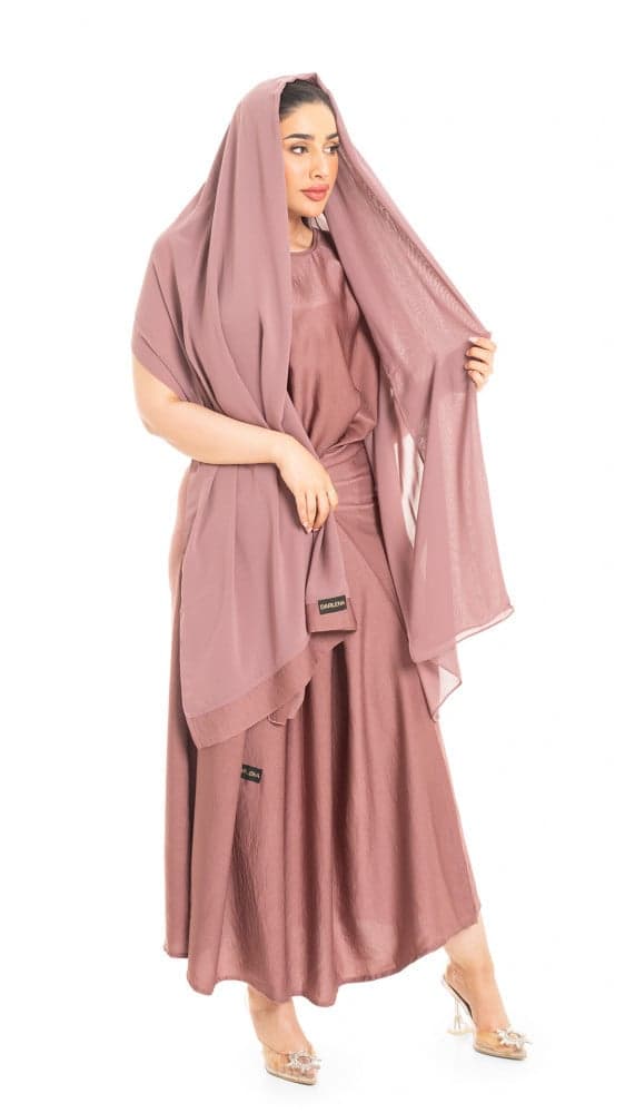 فستان عباية لحمي مع طرحه