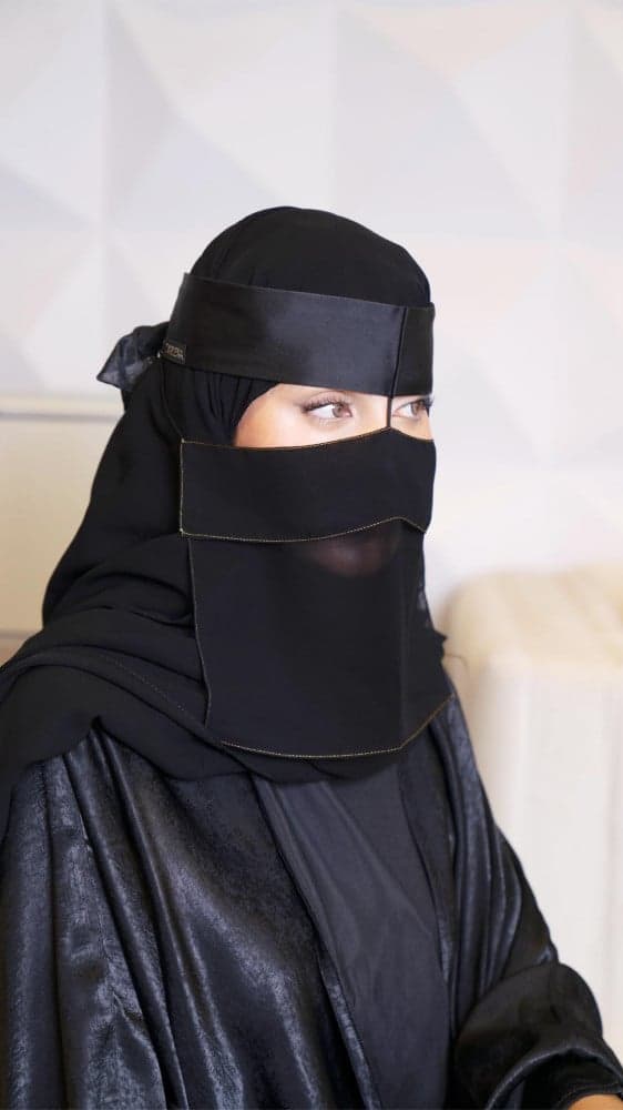 برقع طبقتين مزين بذهبي