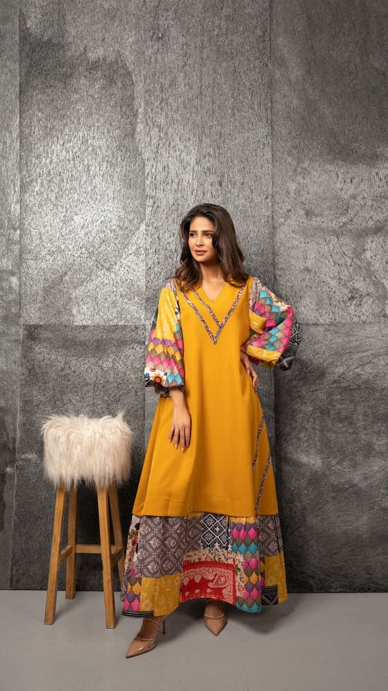 جلابية باكمام ملونة