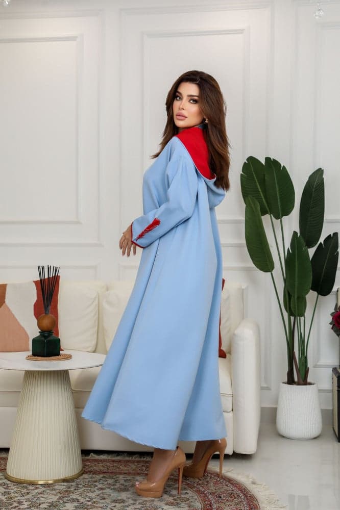 جلابية مطرزة بقبعة