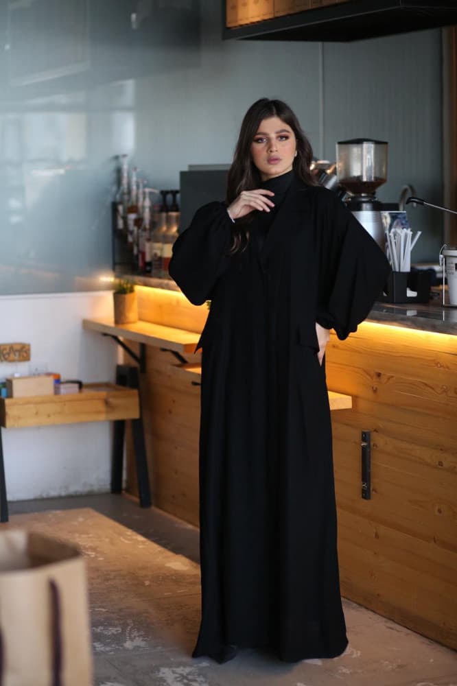 عباية بجيوب واكمام فرنسي
