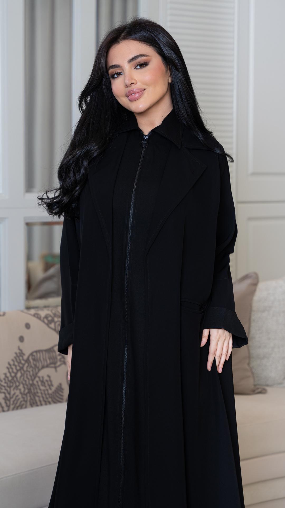 عباية انترنت بفستان داخلي متصل