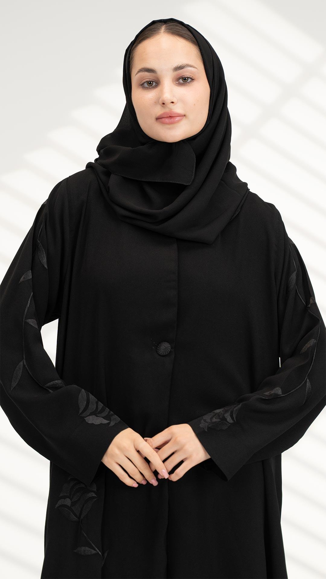 عباية بتطريز ورد