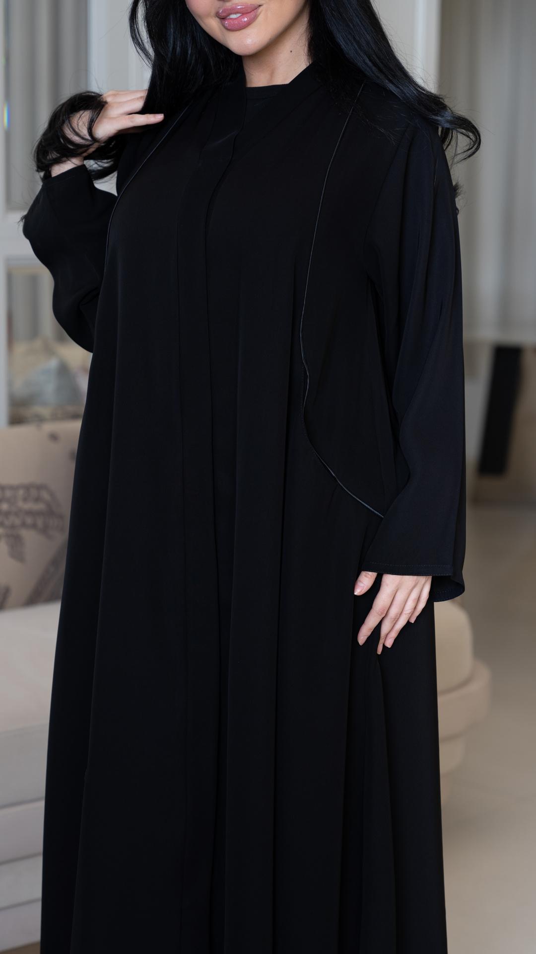عبايه بسحاب و بجيوب مخفيه