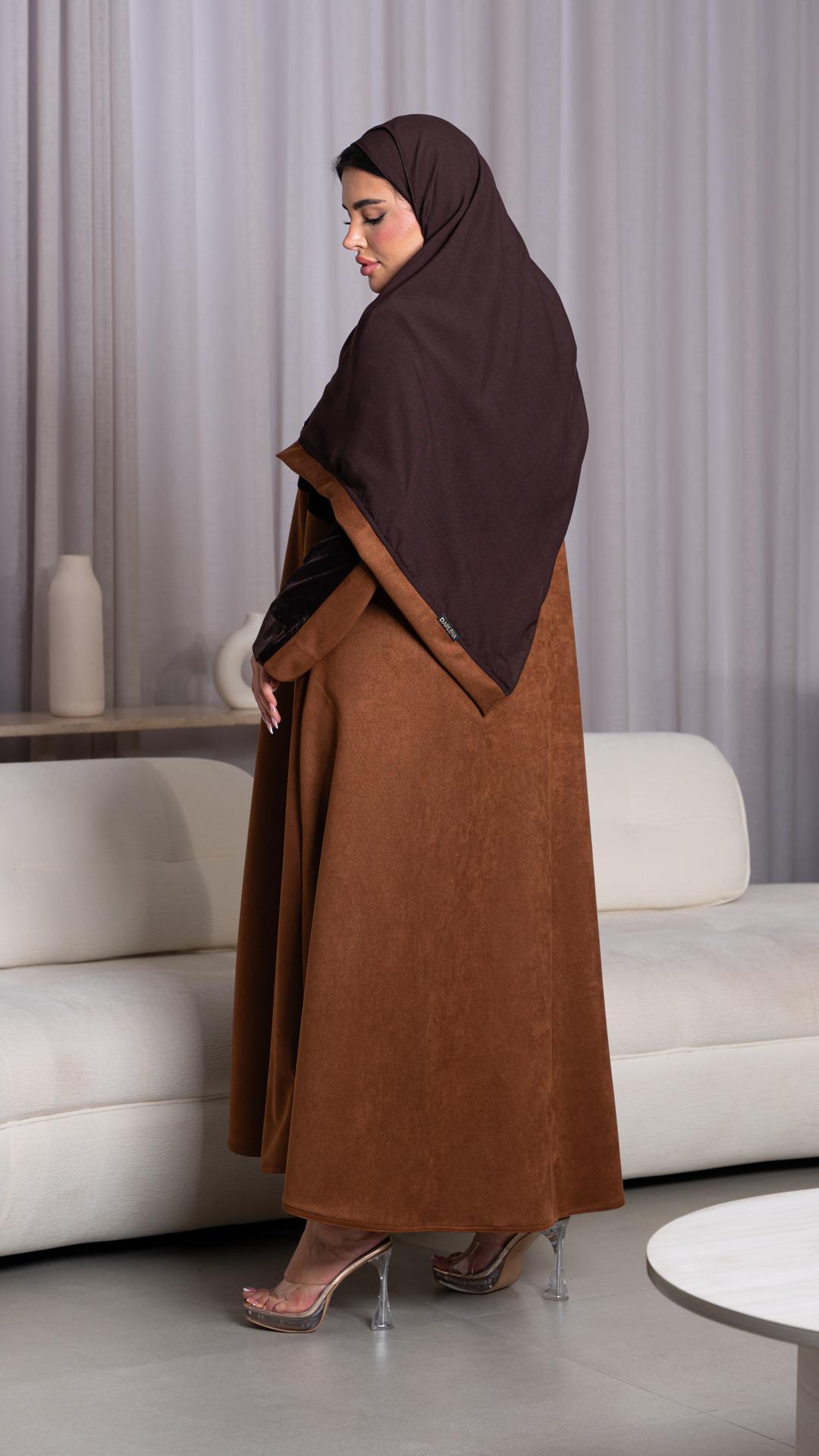 عباية شتوية فخمة مخمل وشامواه