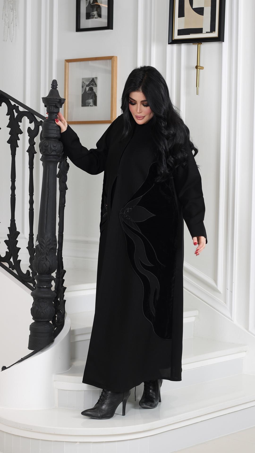 عباية بتطريز مخمل وخرزمن الامام
