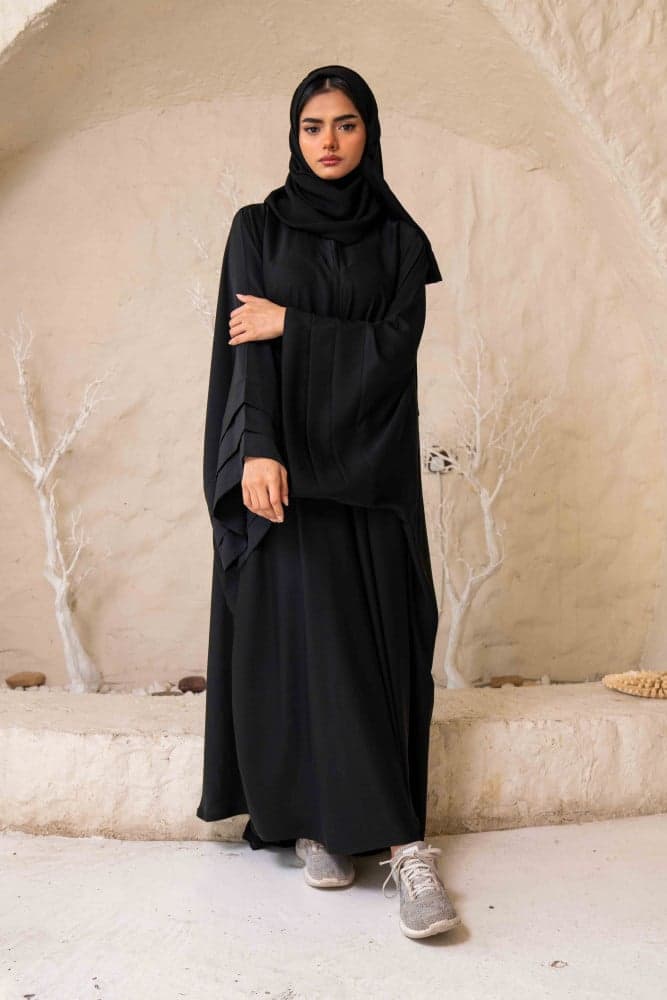 عباية كلوش باكمام واسعة