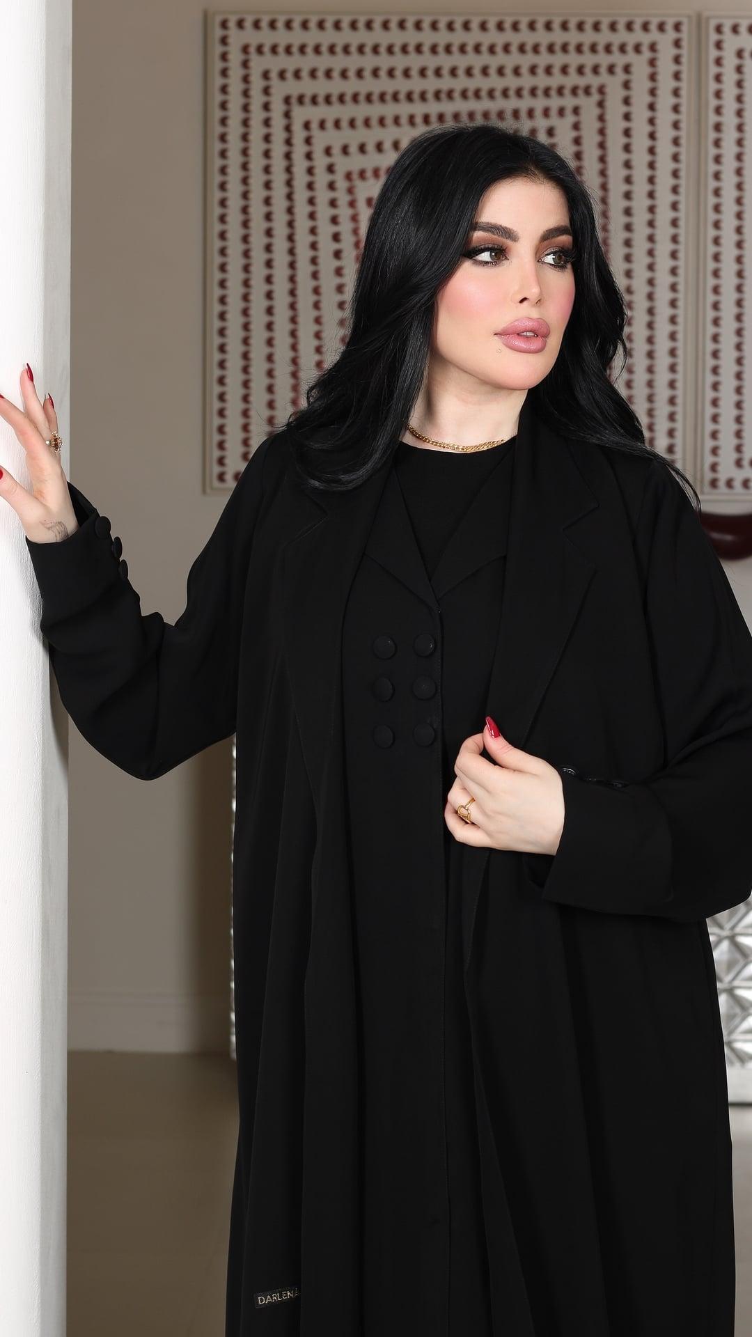 عباية بليزر بفستان مشبوك