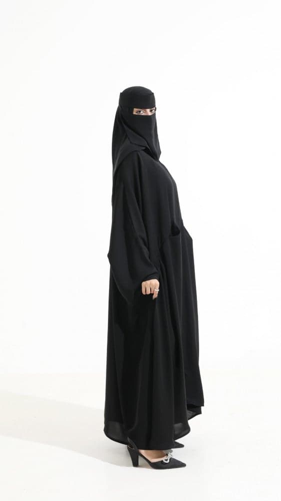 عبايه كريب ملكي انترنت فضفاضه بجيوب