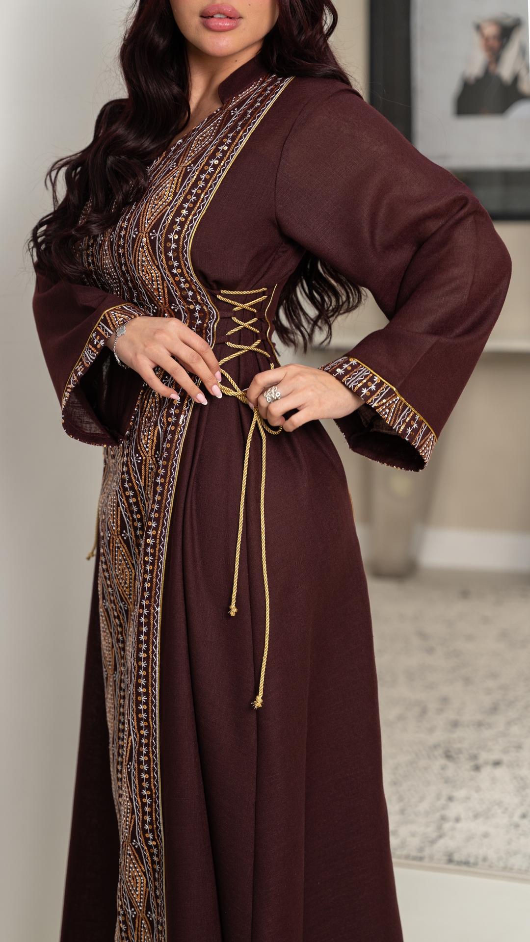 جلابية بلوني بني بربطات من الجوانب